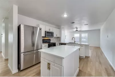 4912 Pacific Way Drive, Frisco, TX 75036 - Photo 4