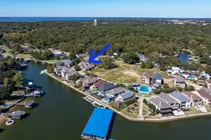 115 Marina Dr, Mabank, TX 75156 - Photo 2