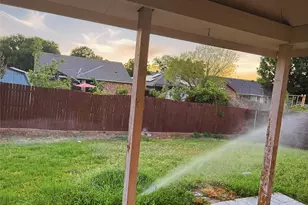 402 Calvary Dr, Euless, TX 76040 - Photo 18