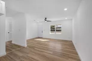 4509 Quails Ln, Fort Worth, TX 76119 - Photo 12