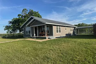 794 W Antelope Rd, Jacksboro, TX 76389 - Photo 2