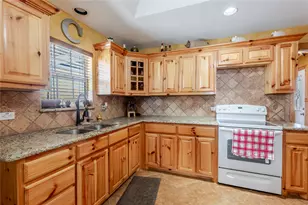 794 W Antelope Rd, Jacksboro, TX 76389 - Photo 8