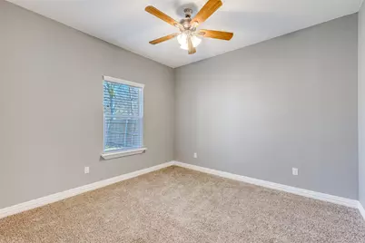 1429 E Odneal Street, Sherman, TX 75090 - Photo 10