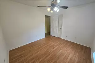 925 Shell Ln, Lancaster, TX 75146 - Photo 6