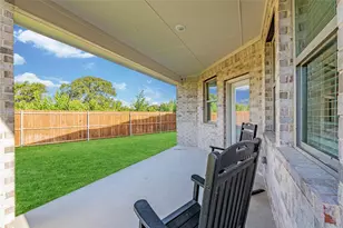 101 Gardenia Dr, Azle, TX 76020 - Photo 2