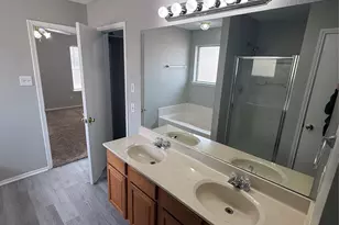 768 Hunter Dr, Azle, TX 76020 - Photo 16