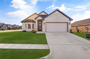 1357 Beach Dr, Pelican Bay, TX 76020 - Photo 1