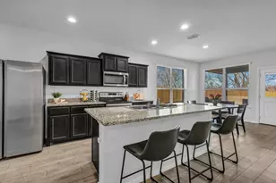 9224 Red Brush Trl, Fort Worth, TX 76131 - Photo 6