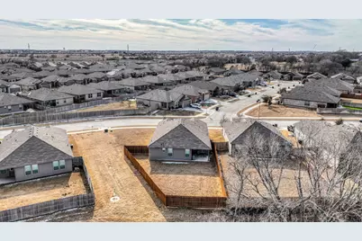 9224 Red Brush Trail, Fort Worth, TX 76131 - Photo 18