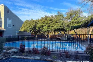 7450 Holly Hill Dr, Dallas, TX 75231 - Photo 38