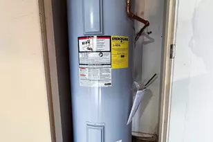 7450 Holly Hill Dr, Dallas, TX 75231 - Photo 32