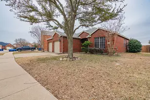 10321 Augusta Ln, Rowlett, TX 75089 - Photo 2