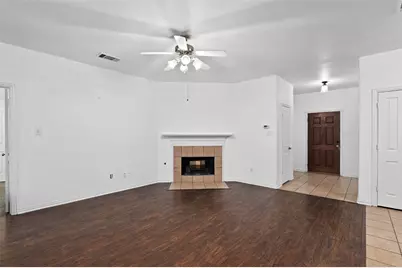 2121 Castle Creek Drive, Little Elm, TX 75068 - Photo 10