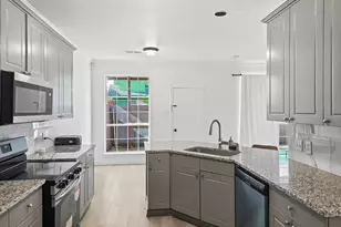 1502 Shalain Dr, Garland, TX 75040 - Photo 10