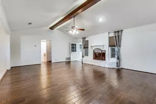 704 W Oak St, Celina, TX 75009 - Photo 4