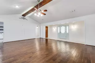 704 W Oak St, Celina, TX 75009 - Photo 8