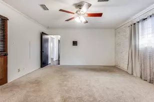 704 W Oak St, Celina, TX 75009 - Photo 26