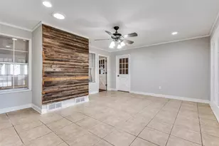 704 W Oak St, Celina, TX 75009 - Photo 10