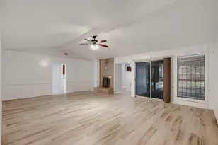 937 Birchwood Dr, Lancaster, TX 75146 - Photo 4