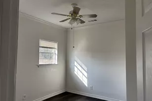 610 Front St, Edgewood, TX 75117 - Photo 4