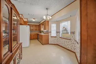 1211 W Cage St, Stephenville, TX 76401 - Photo 6