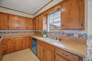 1211 W Cage St, Stephenville, TX 76401 - Photo 8