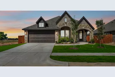 416 Carnero Drive, Granbury, TX 76049 - Photo 2