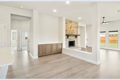 416 Carnero Drive, Granbury, TX 76049 - Photo 14