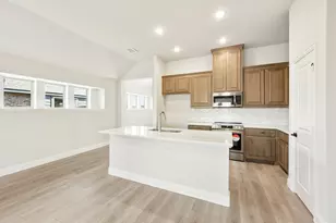 416 Carnero Dr, Granbury, TX 76049 - Photo 10