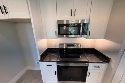 5709 Barkridge Drive, Granbury, TX 76048 - Photo 4