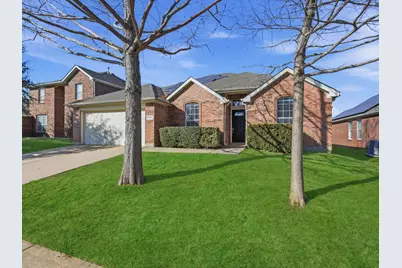 424 Shady Shore Lane, Crowley, TX 76036 - Photo 4