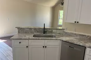 5332 Booker T St, Fort Worth, TX 76105 - Photo 4