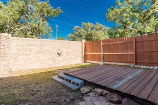 7450 Holly Hill, Dallas, TX 75231 - Photo 30