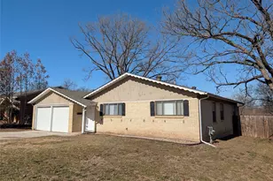 4725 Leonard St, Forest Hill, TX 76119 - Photo 2