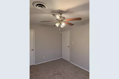 4725 Leonard Street, Forest Hill, TX 76119 - Photo 16