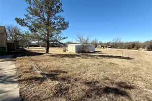 720 E Leslie St, Hamilton, TX 76531 - Photo 26