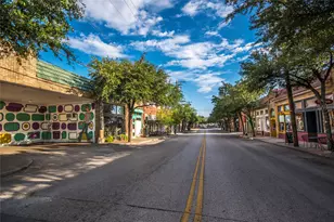 735 W Page Ave, Dallas, TX 75208 - Photo 16