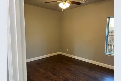 4340 M Avenue, Fort Worth, TX 76105 - Photo 8