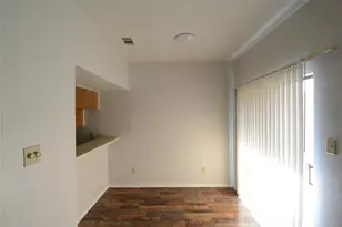 501 Arbor Creek Dr, Euless, TX 76039 - Photo 10