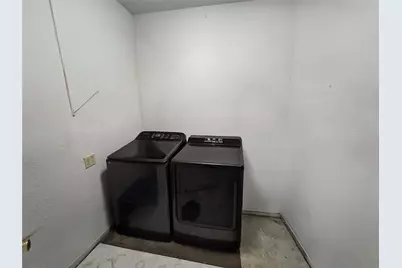 322 Capps Street, Marlin, TX 76661 - Photo 10