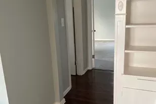 210 W Willingham St, Cleburne, TX 76033 - Photo 10