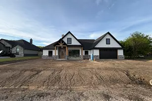 12465 Geraldine Dr, Fort Worth, TX 76126 - Photo 2