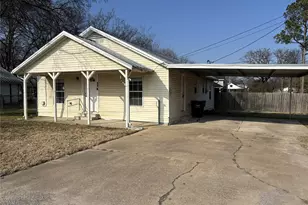 102 W Elm St, Edgewood, TX 75117 - Photo 1