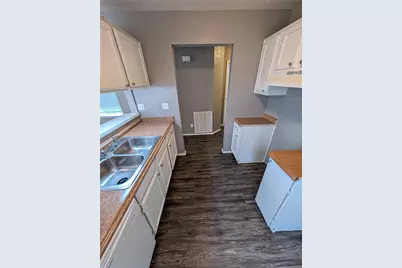 9908 Lone Eagle Drive, Fort Worth, TX 76108 - Photo 10