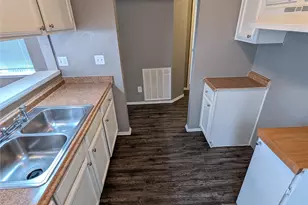 9908 Lone Eagle Dr, Fort Worth, TX 76108 - Photo 10