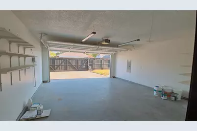 1933 Oakbluff Drive, Carrollton, TX 75007 - Photo 32