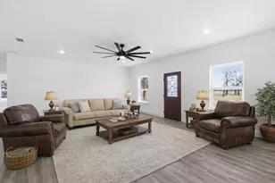 709 Harris St, Cisco, TX 76471 - Photo 12