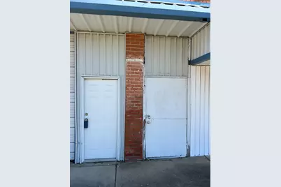 204 N Main Street, Ector, TX 75439 - Photo 4