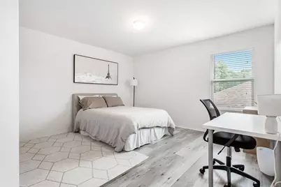 1801 Lynnwood Hills Drive, Fort Worth, TX 76112 - Photo 14