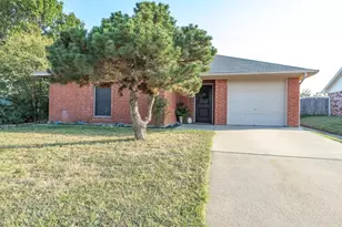 126 Black Forest Dr, Weatherford, TX 76086 - Photo 4